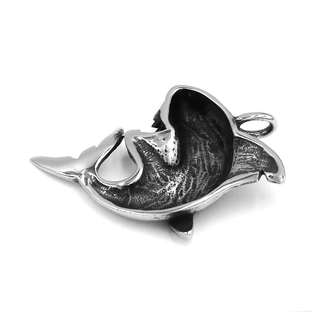 http://www.fantasyforgejewelry.com/cdn/shop/products/great-white-shark-necklace-stainless-steel-nautical-surf-style-fishing-pendant-3_1200x1200.jpg?v=1627763268